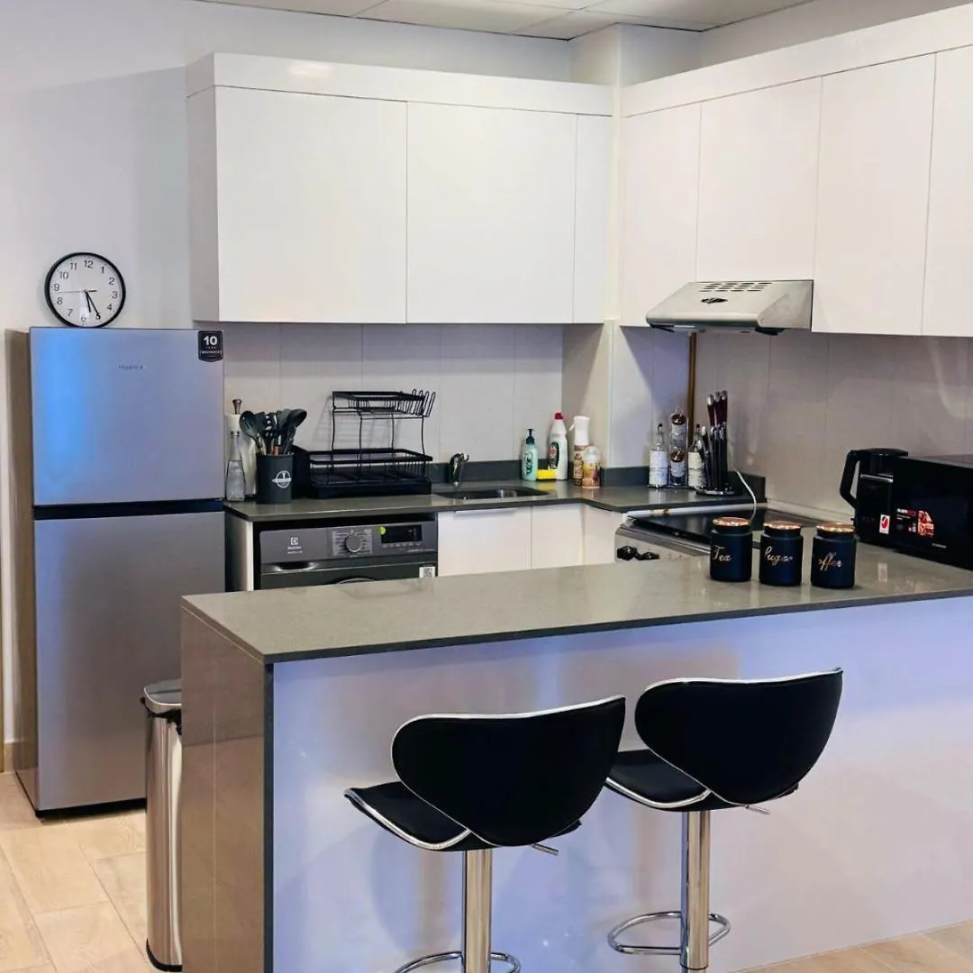 Beautuful 1Br Apartment Balcony Views Of Jvc Dubai Hotels & Parks 0*,