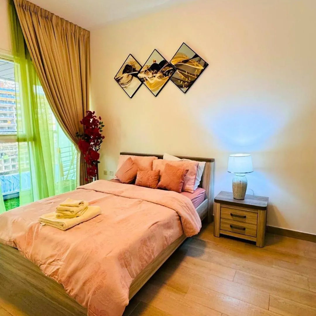 Beautuful 1Br Apartment Balcony Views Of Jvc Dubai Hotels & Parks