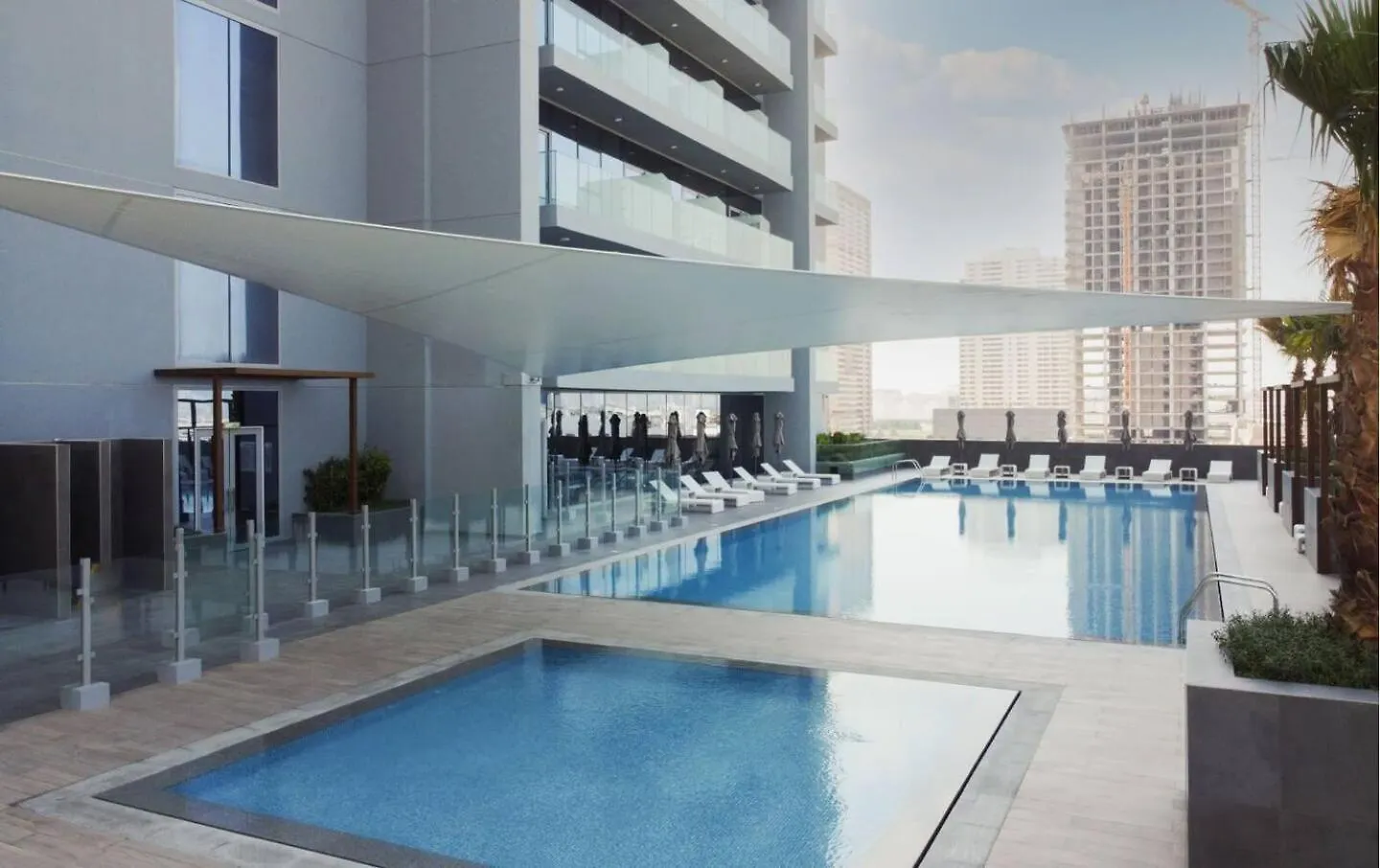 Beautuful 1Br Apartment Balcony Views Of Jvc Dubai Hotels & Parks الإمارات العربية المتحدة