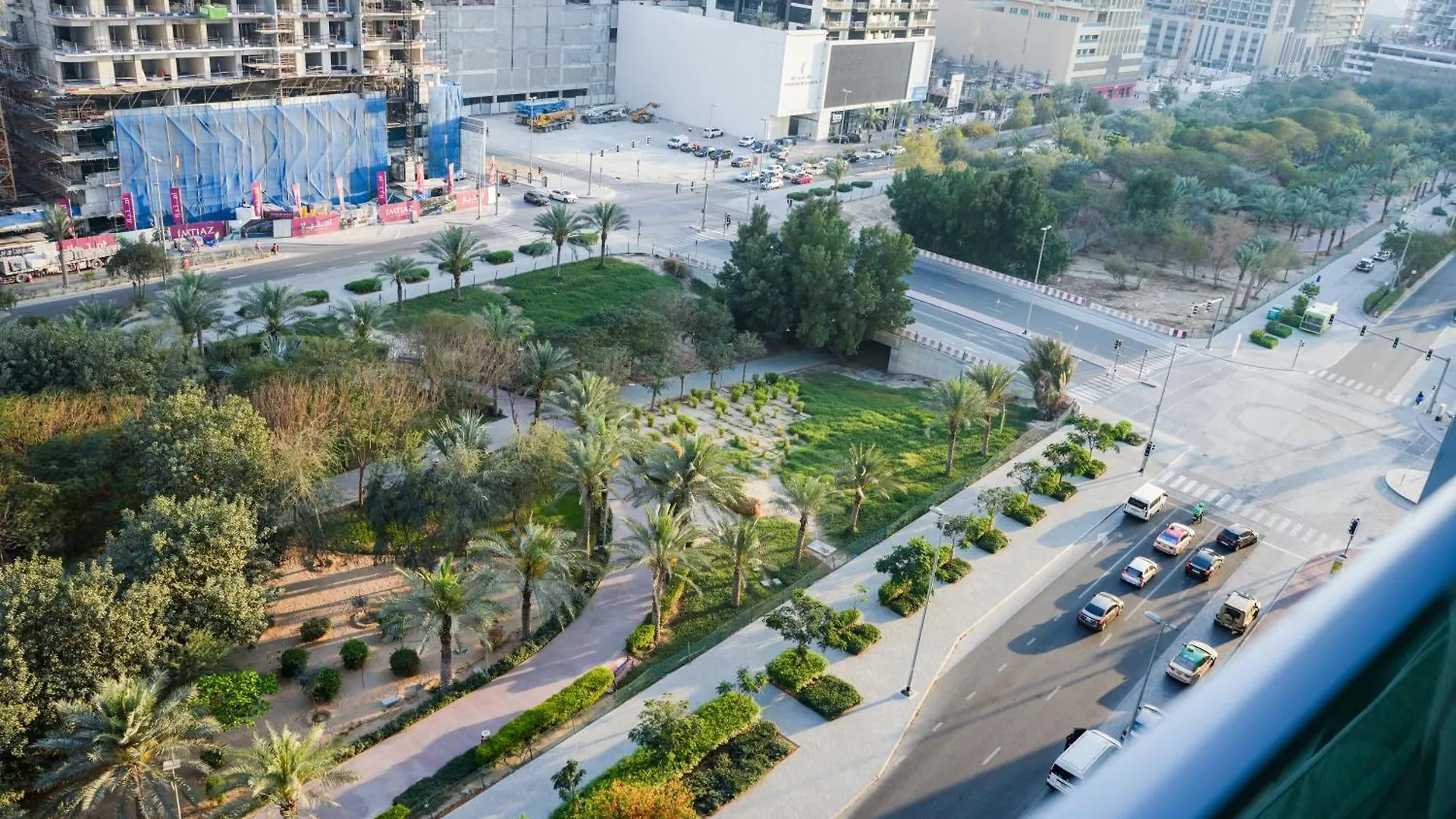 Beautuful 1Br Apartment Balcony Views Of Jvc Dubai Hotels & Parks