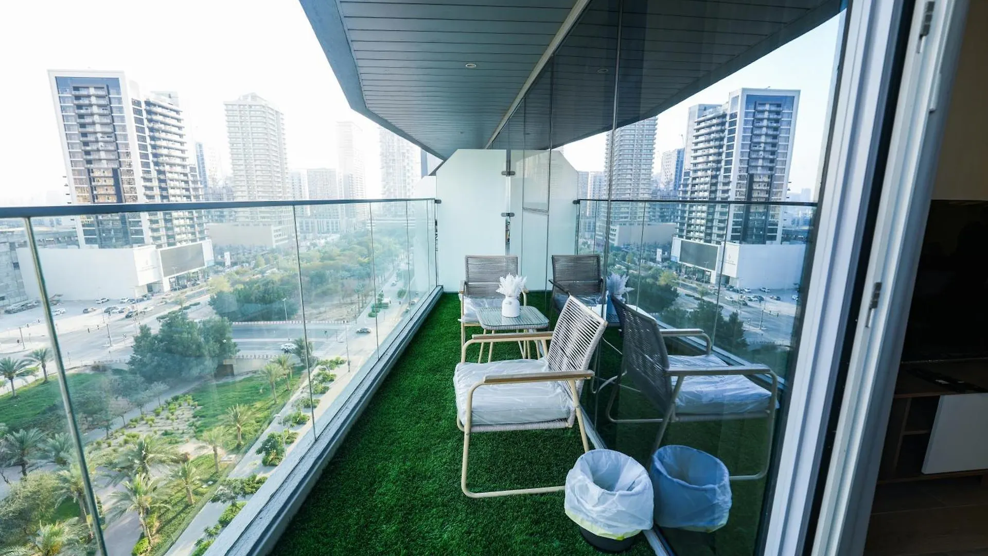 Beautuful 1Br Apartment Balcony Views Of Jvc Dubai Hotels & Parks